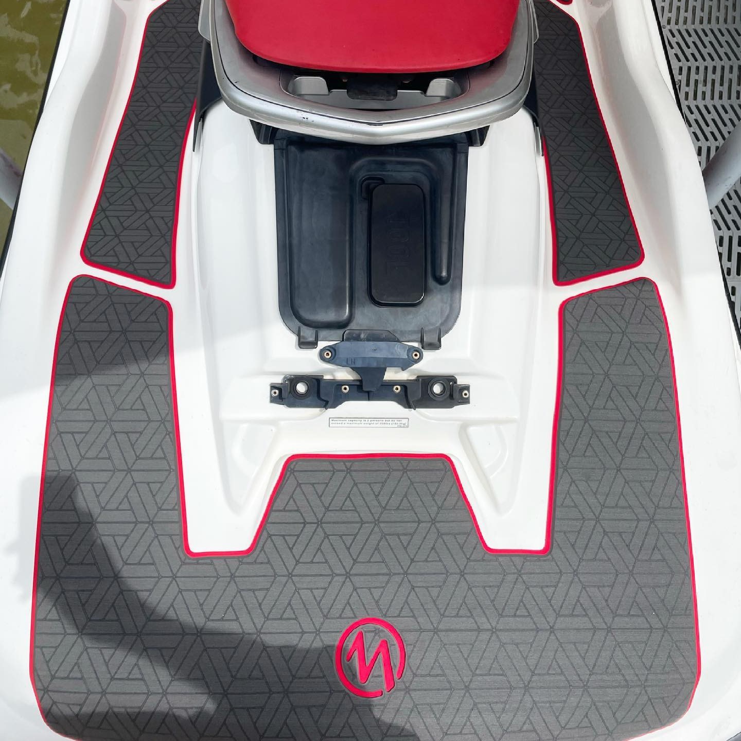 Why our MarineMat® foam decks?